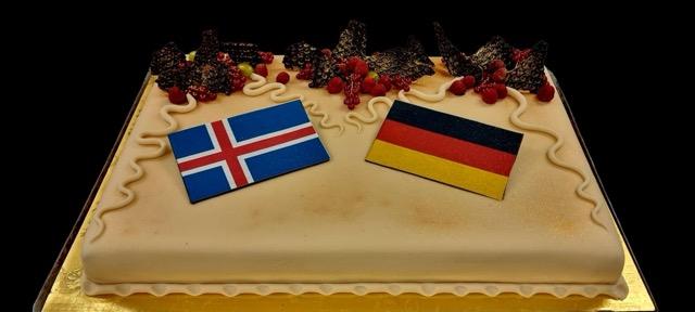 Marsipan- og rjómatertur